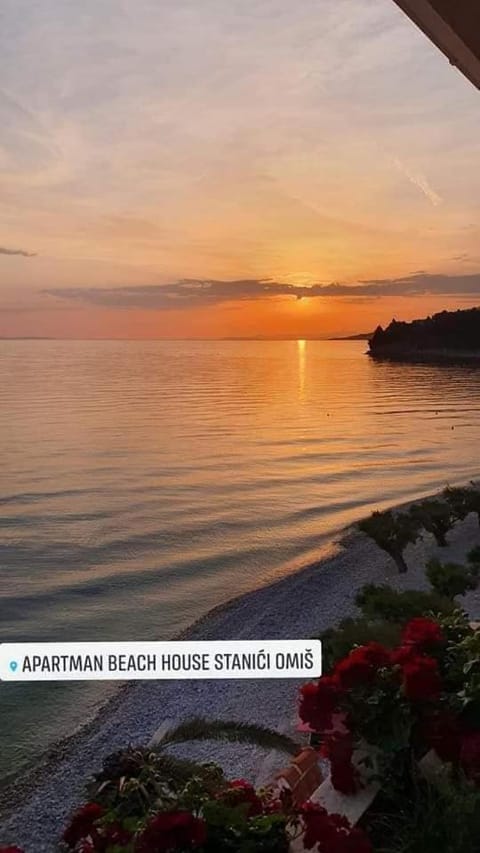 Apartmens Beach house Apartment in Split-Dalmatia County