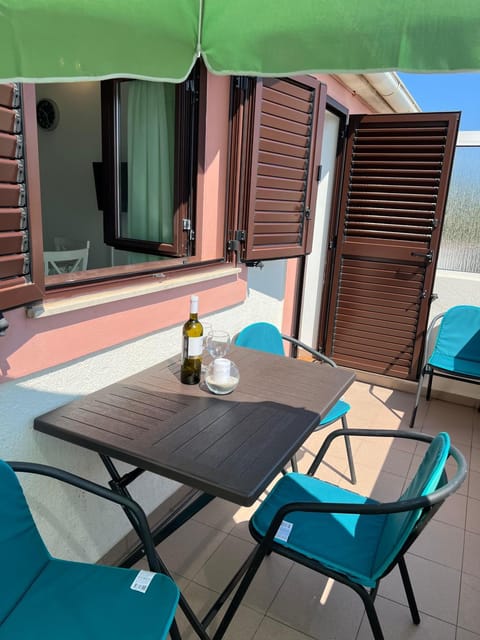 Apartments Ema Apartment in Zadar County