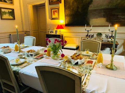 Le Manoir des Doyens Bed and Breakfast in Bayeux