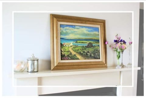 Cozy & Remote Hideaway Gintys Cottage House in County Mayo