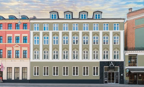 Property building, Facade/entrance