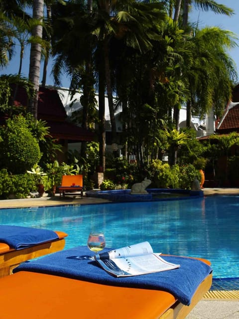 Swimming pool, Swimming pool