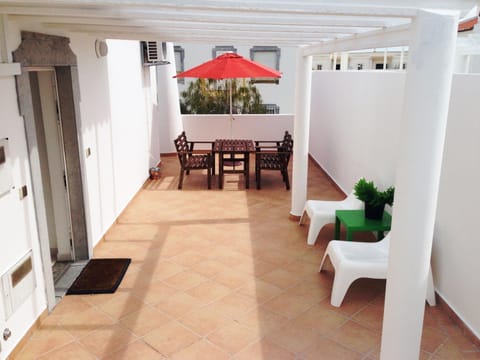 Patio, Balcony/Terrace