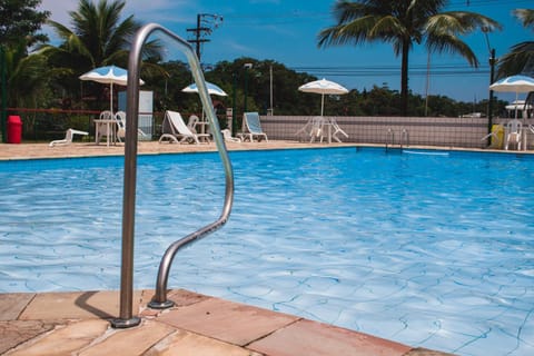 Swimming pool, sunbed