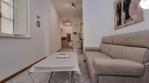 Living room, air conditioner