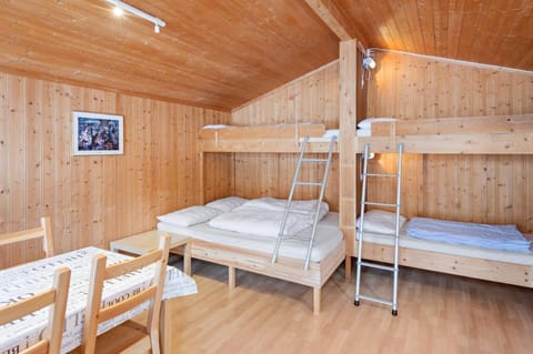 Bed, Bedroom, bunk bed