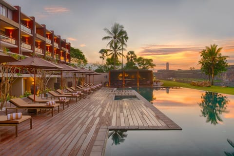 Bird's eye view, Pool view, Swimming pool, Sunset, sunbed