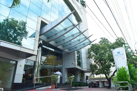 Property building, Facade/entrance