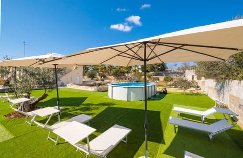 Patio, Spring, Day, Garden, Garden view, Swimming pool