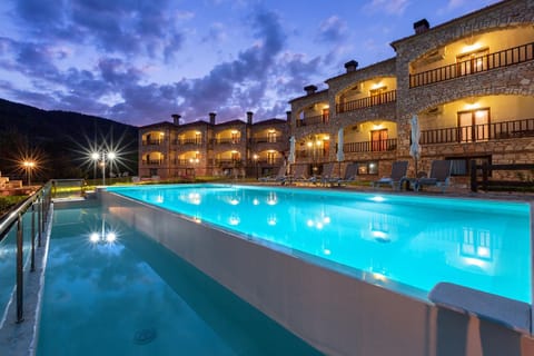 Patio, Garden, Balcony/Terrace, Lake view, Mountain view, Pool view, Swimming pool