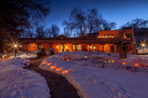 Adobe and Pines Inn Bed and Breakfast Bed and Breakfast in Ranchos De Taos
