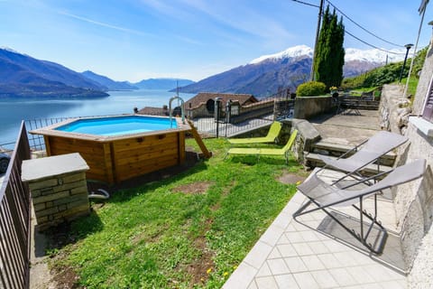 Spring, Day, Natural landscape, Garden, Garden view, Lake view, Mountain view, Pool view, Swimming pool, Swimming pool