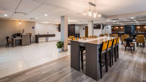 Lobby or reception, On site