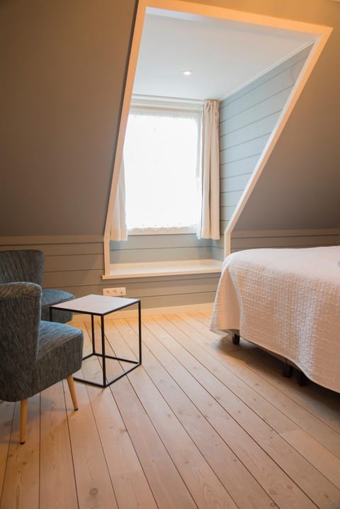 Morris Coffee & Crafts Bed and Breakfast in Flanders