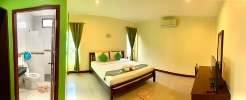 Lanta Just Come Hotel Bed and Breakfast in Sala Dan