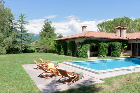 Property building, Spring, Day, Summer, Garden, Garden view, Landmark view, Mountain view, Pool view, Swimming pool