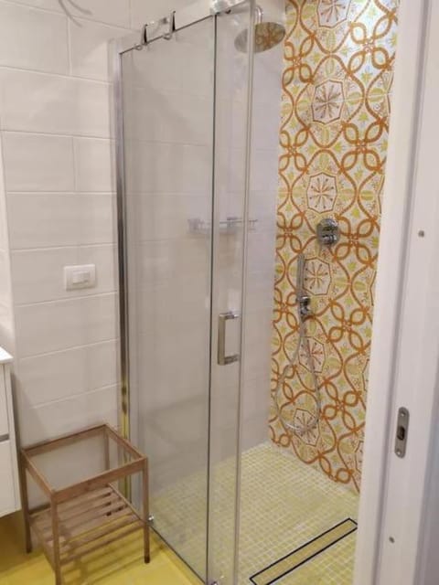 L & F Apartment's House in Minori