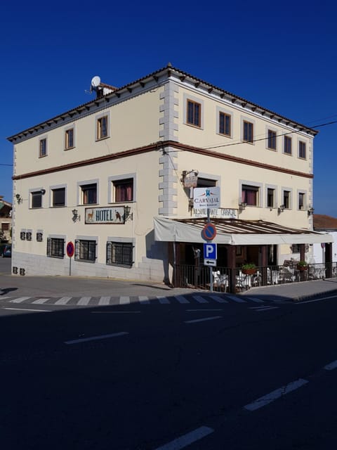 Property building, Facade/entrance, Balcony/Terrace