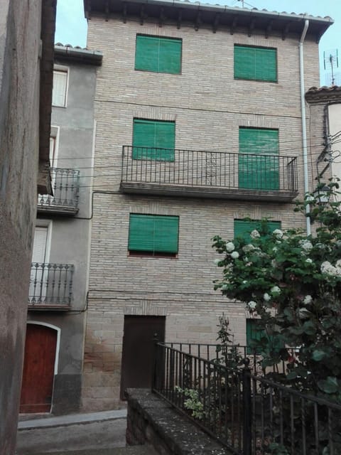 Facade/entrance, Street view