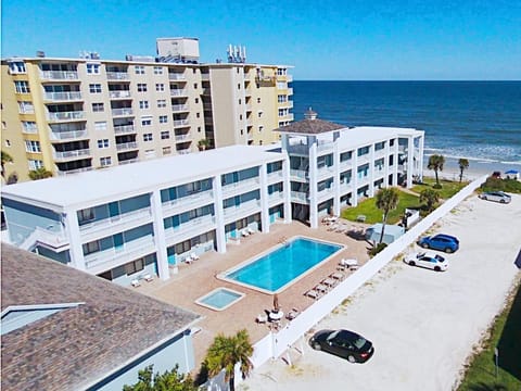 Bird's eye view, Pool view, Swimming pool