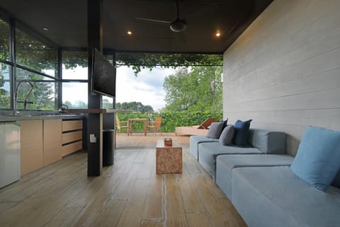 Balcony/Terrace, Living room