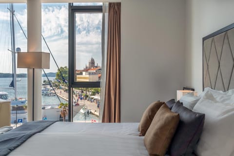 Bed, Bedroom, City view