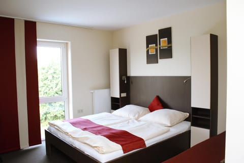 Day, Photo of the whole room