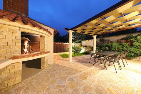 BBQ facilities, Garden, Balcony/Terrace
