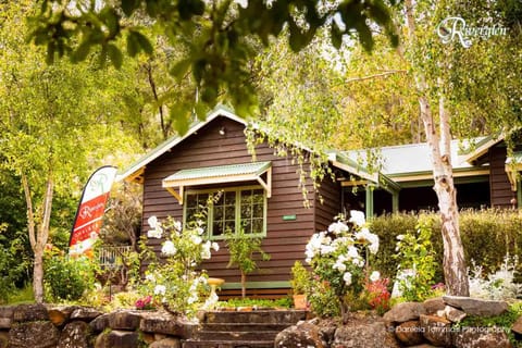 Facade/entrance, Garden, Area and facilities