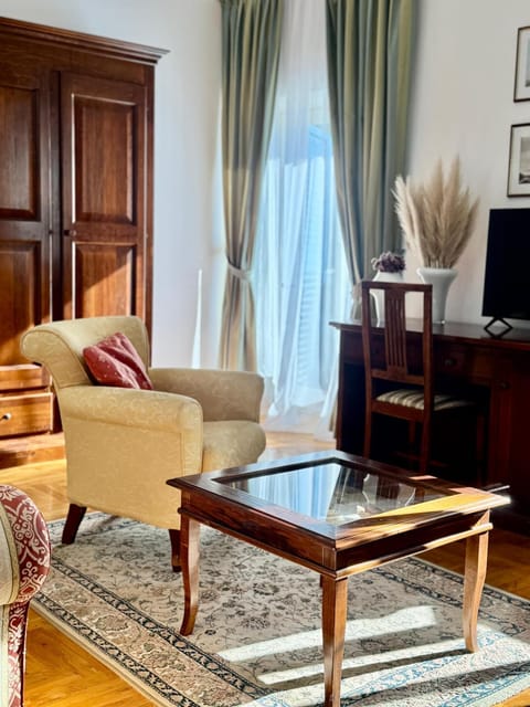 Villa Rava Hotel & restaurant Bed and Breakfast in Zadar County