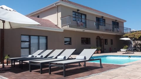 Property building, Day, Summer, Balcony/Terrace, On site, Swimming pool, Swimming pool