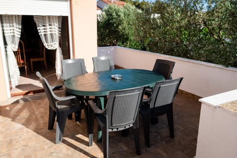 View (from property/room), Balcony/Terrace, Seating area, Swimming pool