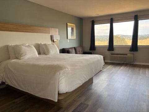 Oak Ridge Inn Hotel in Plymouth