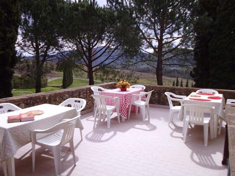 Casalevecchio Apartment in Tuscany