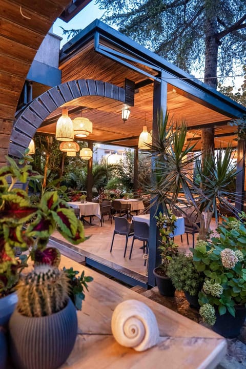 Property building, Garden