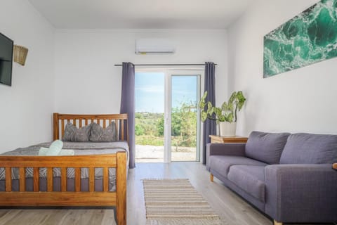 View (from property/room), Photo of the whole room
