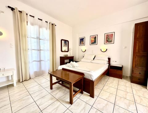 Dina Naxos Studios Apartment in Agios Prokopios