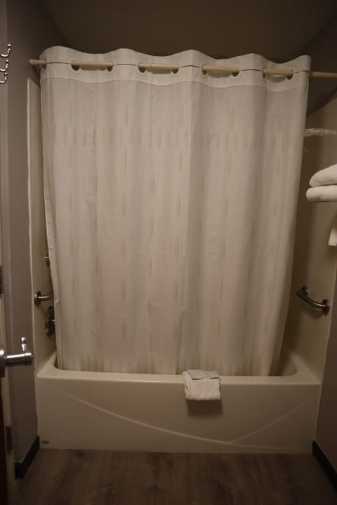 Express Inn & Suites Eugene Motel in Eugene