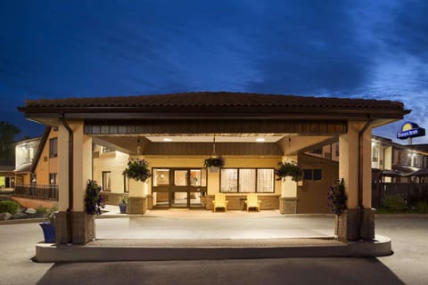 Property building, On site