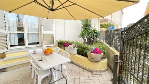 Property building, Inner courtyard view
