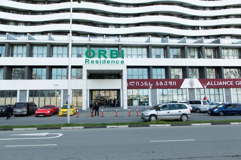 Property building, Parking