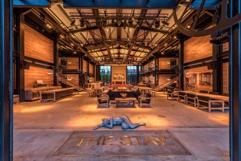 Facade/entrance, Lounge or bar