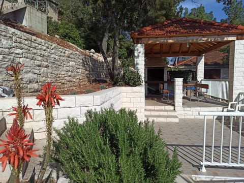 Ratak House Apartment in Dubrovnik-Neretva County