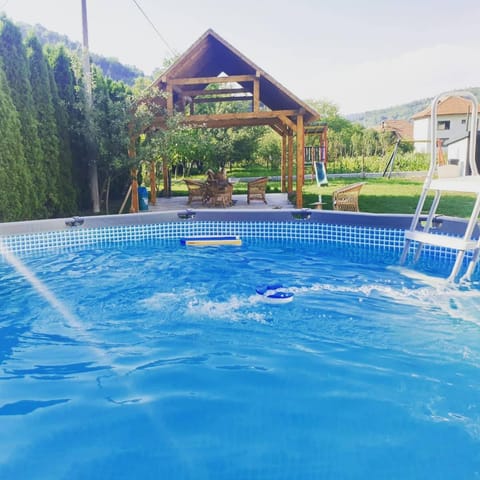 Day, Natural landscape, Pool view, Swimming pool, sunbed