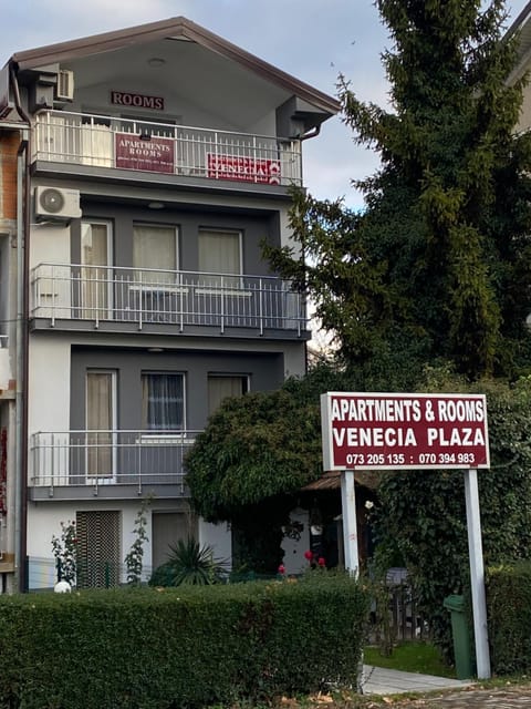 Venecia Plaza Struga Bed and Breakfast in Municipality of Ohrid, North Macedonia