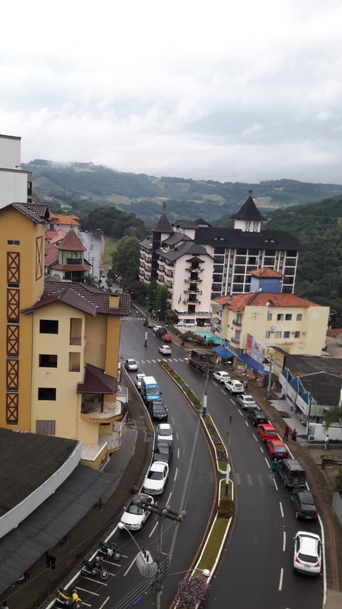 Bird's eye view, City view, Street view
