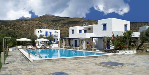 Day, Swimming pool, Swimming pool