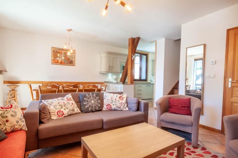 Living room, Lounge or bar, Seating area