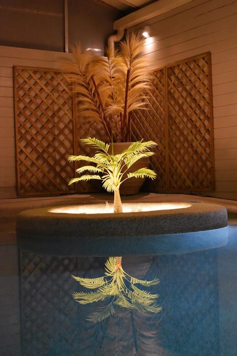 Decorative detail, Swimming pool