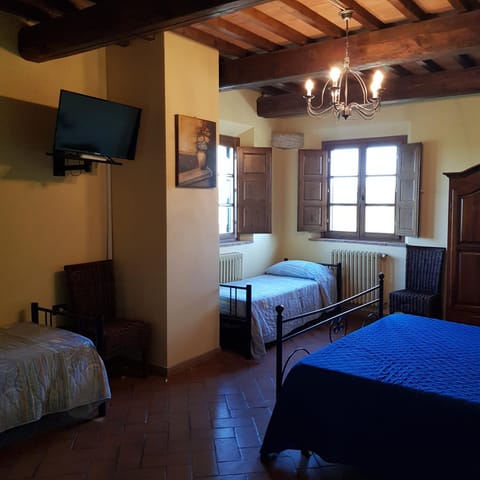 Agriturismo Colleoli Farm Stay in Tuscany